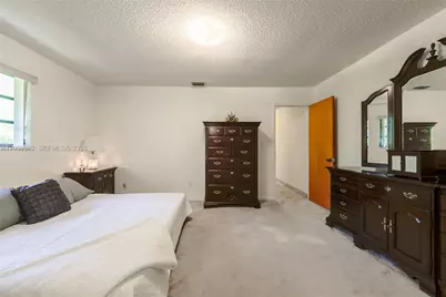 13131 SW 5th St, Miami, FL 33184 - Photo 18