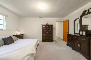 13131 SW 5th St, Miami, FL 33184 - Photo 18
