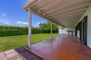 13131 SW 5th St, Miami, FL 33184 - Photo 32