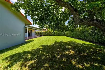 13131 SW 5th St, Miami, FL 33184 - Photo 38