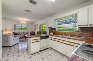 13131 SW 5th St, Miami, FL 33184 - Photo 8
