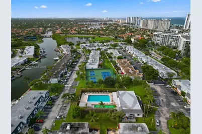 613 NE 26th Ave #613, Hallandale Beach, FL 33009 - Photo 38