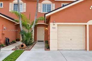 904 NW 100th Ave, Pembroke Pines, FL 33024 - Photo 44