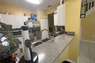 904 NW 100th Ave, Pembroke Pines, FL 33024 - Photo 52