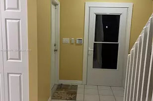 904 NW 100th Ave, Pembroke Pines, FL 33024 - Photo 40