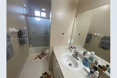 904 NW 100th Ave, Pembroke Pines, FL 33024 - Photo 18