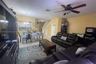 904 NW 100th Ave, Pembroke Pines, FL 33024 - Photo 8
