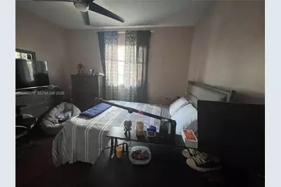 904 NW 100th Ave, Pembroke Pines, FL 33024 - Photo 38