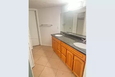 7410 SW 82nd St #K312, Miami, FL 33143 - Photo 10