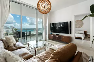900 Biscayne Blvd, Miami, FL 33132 - Photo 1