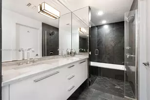 900 Biscayne Blvd, Miami, FL 33132 - Photo 18