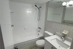 2046 W Flagler St, Miami, FL 33135 - Photo 12