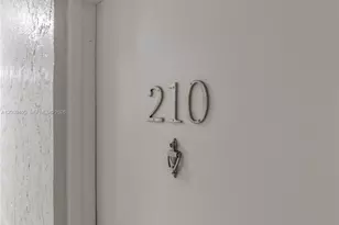 17570 Atlantic Blvd, Sunny Isles Beach, FL 33160 - Photo 22