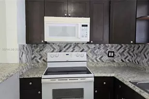 2801 NE 49th St, Fort Lauderdale, FL 33308 - Photo 2