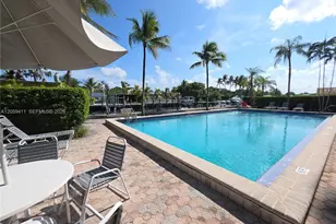 2350 NE 135th St, North Miami, FL 33181 - Photo 12