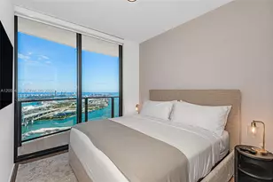398 NE 5th St, Miami, FL 33132 - Photo 20