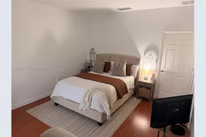 3175 NE 4th St, Homestead, FL 33033 - Photo 6