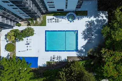 20100 W Country Club Dr #1206, Aventura, FL 33180 - Photo 28