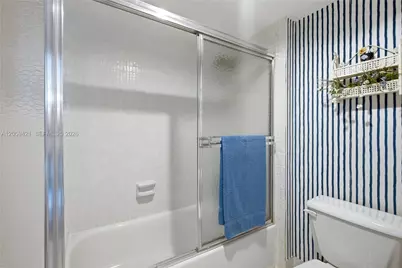 20100 W Country Club Dr #1206, Aventura, FL 33180 - Photo 22