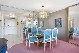 20100 W Country Club Dr, Aventura, FL 33180 - Photo 6