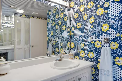 20100 W Country Club Dr #1206, Aventura, FL 33180 - Photo 22