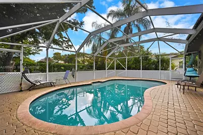 8622 NW 49th Dr, Coral Springs, FL 33067 - Photo 8