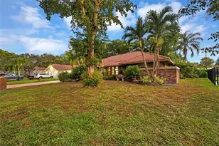 8622 NW 49th Dr, Coral Springs, FL 33067 - Photo 2