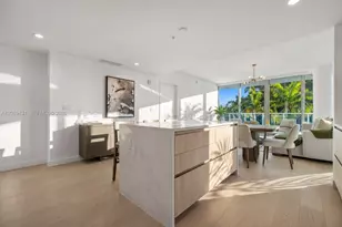 9221 E Bay Harbor Dr, Bay Harbor Islands, FL 33154 - Photo 12