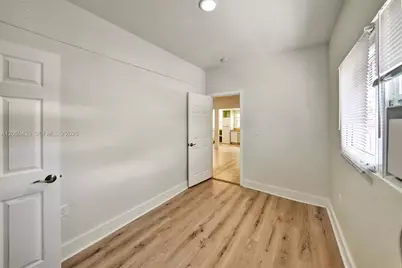 244 SW 14th Ave, Miami, FL 33135 - Photo 30