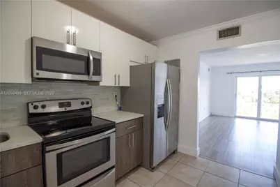 4758 W Flagler St #14, Miami, FL 33134 - Photo 6