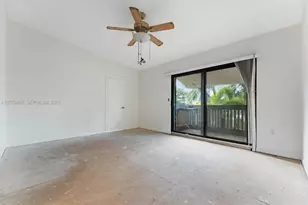 3732 NE 166th St, North Miami Beach, FL 33160 - Photo 28