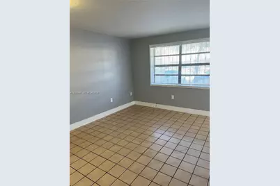 645 W 68th St #645, Hialeah, FL 33014 - Photo 6