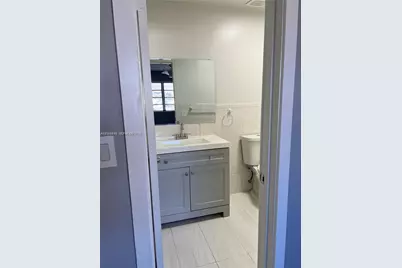 645 W 68th St #645, Hialeah, FL 33014 - Photo 20