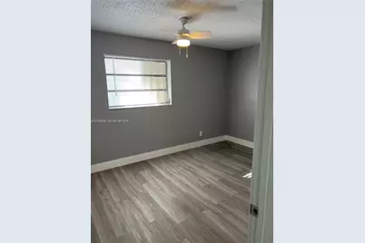 645 W 68th St #645, Hialeah, FL 33014 - Photo 18