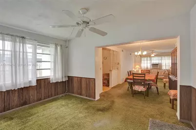 420 SW 71st Way, Pembroke Pines, FL 33023 - Photo 22