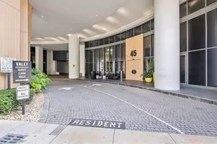 45 SW 9th St, Miami, FL 33130 - Photo 2
