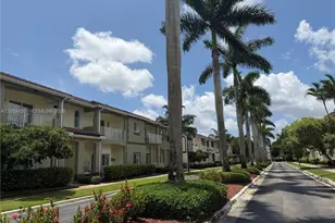2362 SE 19th Ct, Homestead, FL 33035 - Photo 2