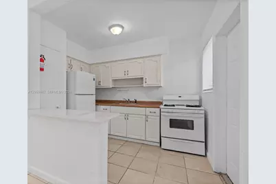 744 85th St #3, Miami Beach, FL 33141 - Photo 6