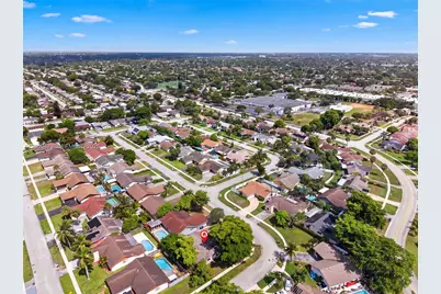7508 SW 6th Ct, North Lauderdale, FL 33068 - Photo 30