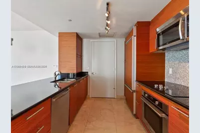 50 Biscayne Blvd #2502, Miami, FL 33132 - Photo 2