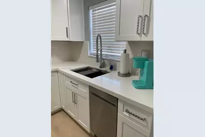 1235 Pennsylvania Ave #4E, Miami Beach, FL 33139 - Photo 16