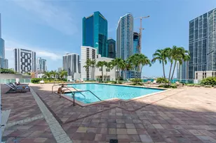 41 SE 5th St, Miami, FL 33131 - Photo 44