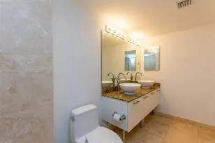 41 SE 5th St, Miami, FL 33131 - Photo 28