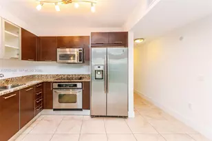 41 SE 5th St, Miami, FL 33131 - Photo 16