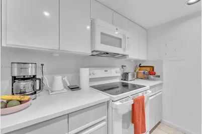 255 Galen Dr #2M, Key Biscayne, FL 33149 - Photo 6