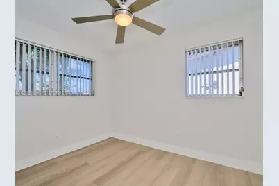 8691 NW 16th St, Pembroke Pines, FL 33024 - Photo 10