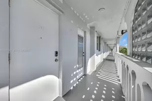 400 SE 10th St, Deerfield Beach, FL 33441 - Photo 24