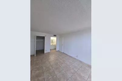 17021 N Bay Rd #910, Sunny Isles Beach, FL 33160 - Photo 28