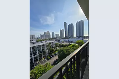 17021 N Bay Rd #910, Sunny Isles Beach, FL 33160 - Photo 4
