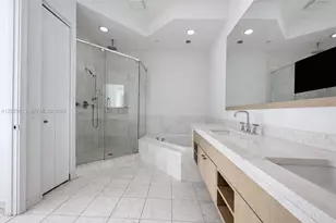 900 Brickell Key Blvd, Miami, FL 33131 - Photo 16
